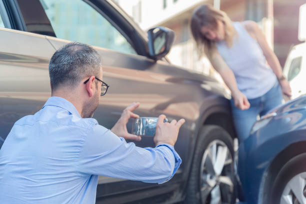 Professional Auto Insurance technician working in Benavides, TX